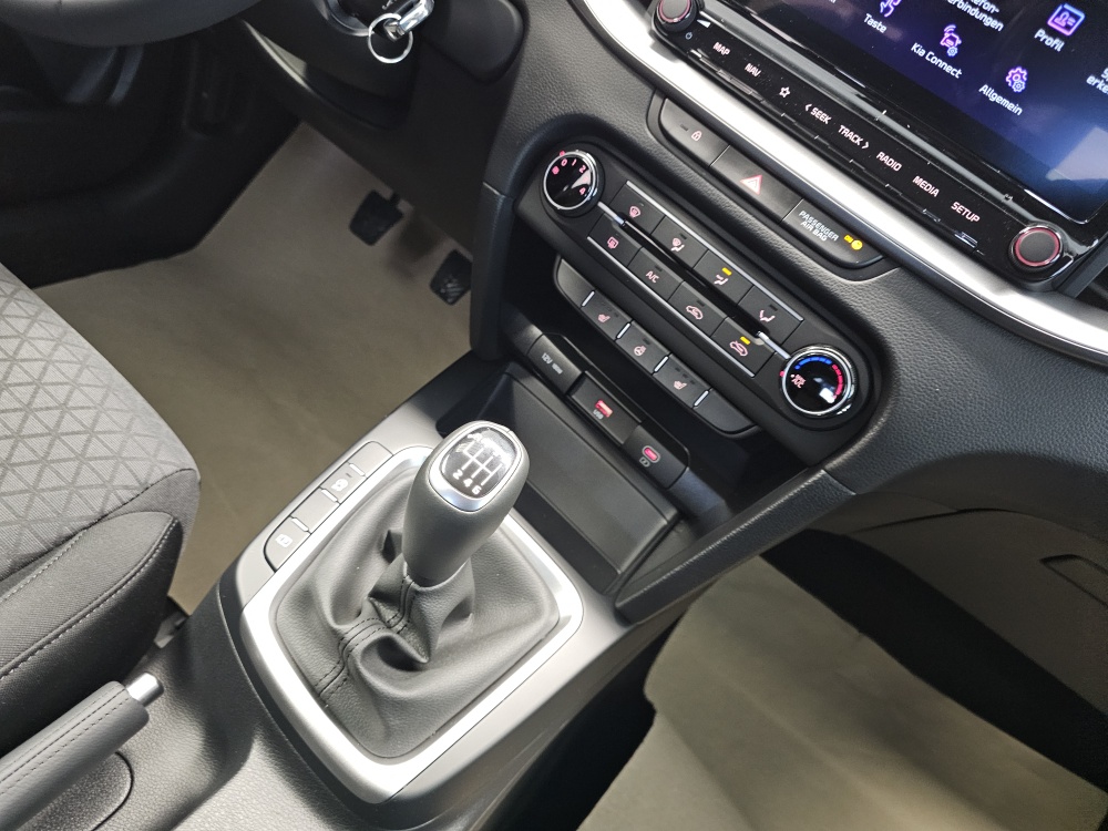 Kia Ceed  bei Hoffmann Automobile in Wolfsburg kaufen und sofort mitnehmen - Bild 6