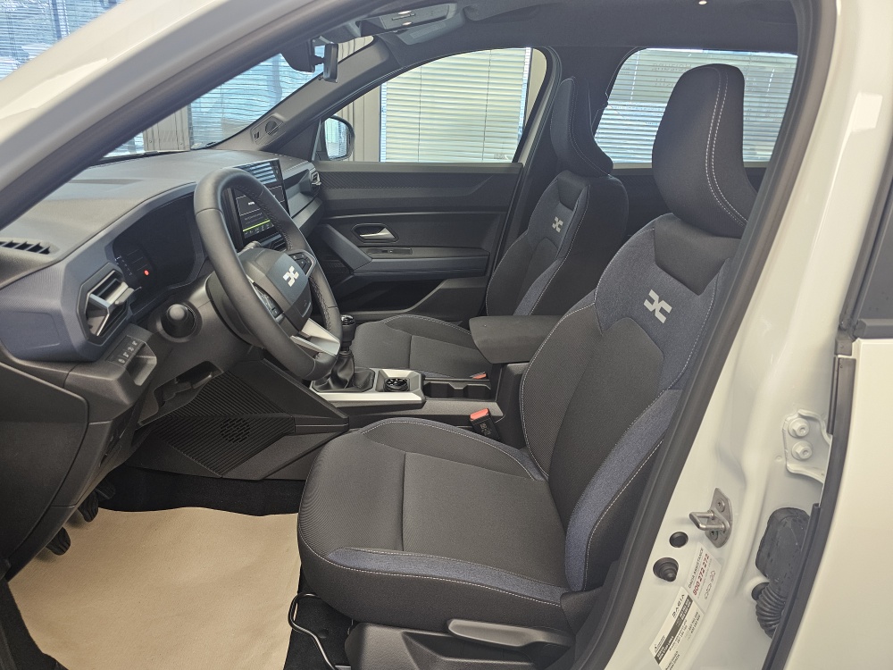 Dacia Bigster  bei Hoffmann Automobile in Wolfsburg kaufen und sofort mitnehmen - Bild 21