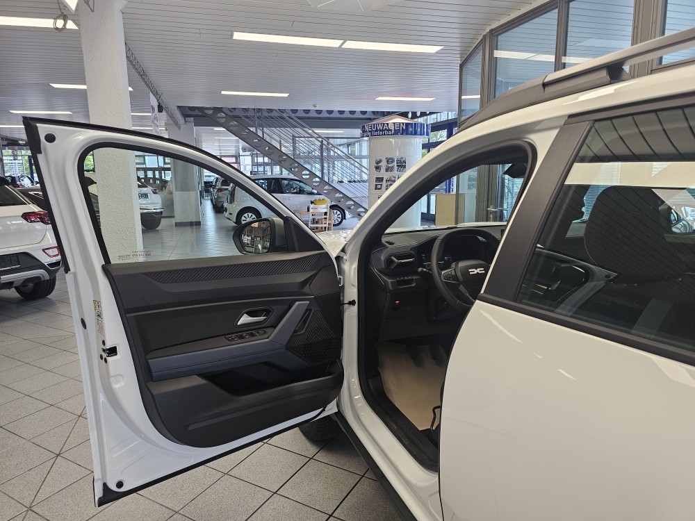 Dacia Bigster  bei Hoffmann Automobile in Wolfsburg kaufen und sofort mitnehmen - Bild 22