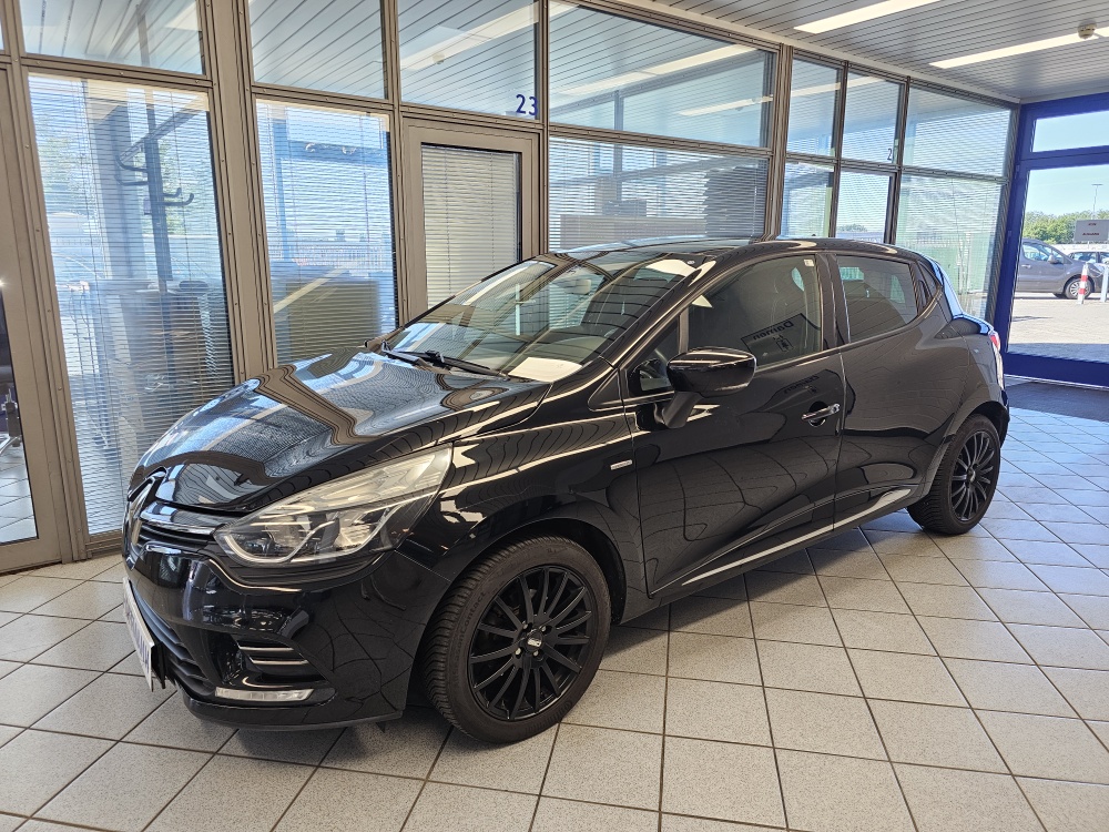 Renault Clio  für nur 8.300,- € bei Hoffmann Automobile in Wolfsburg kaufen und sofort mitnehmen