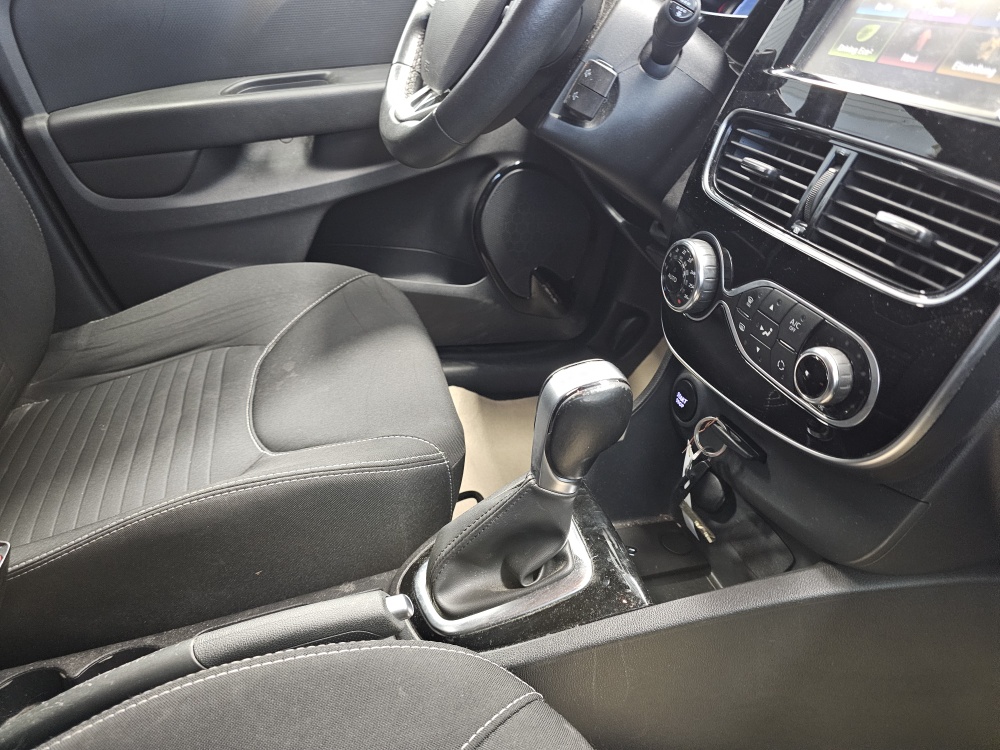 Renault Clio  bei Hoffmann Automobile in Wolfsburg kaufen und sofort mitnehmen - Bild 6