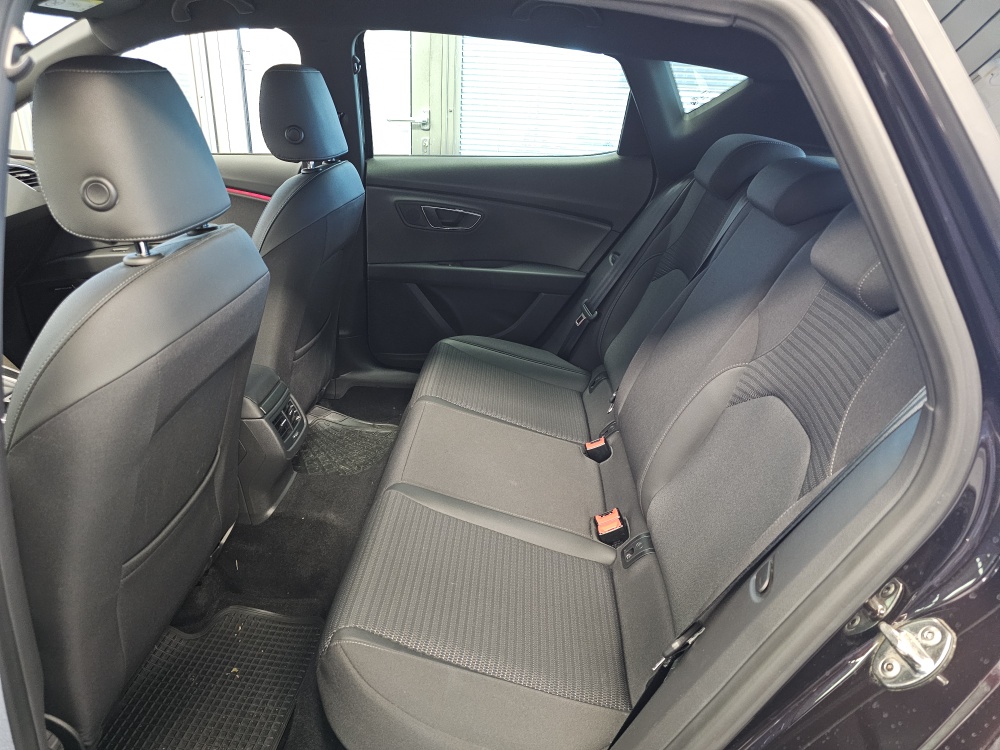 Seat Leon  bei Hoffmann Automobile in Wolfsburg kaufen und sofort mitnehmen - Bild 5