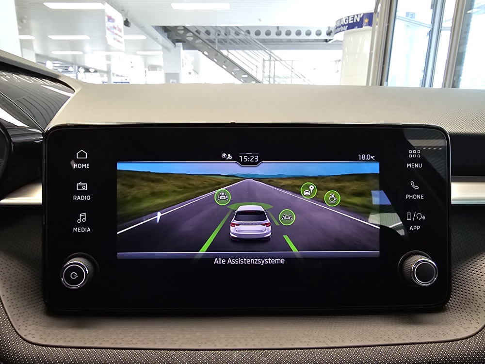 Skoda Fabia bei Hoffmann Automobile in Wolfsburg kaufen und sofort mitnehmen - Bild 13