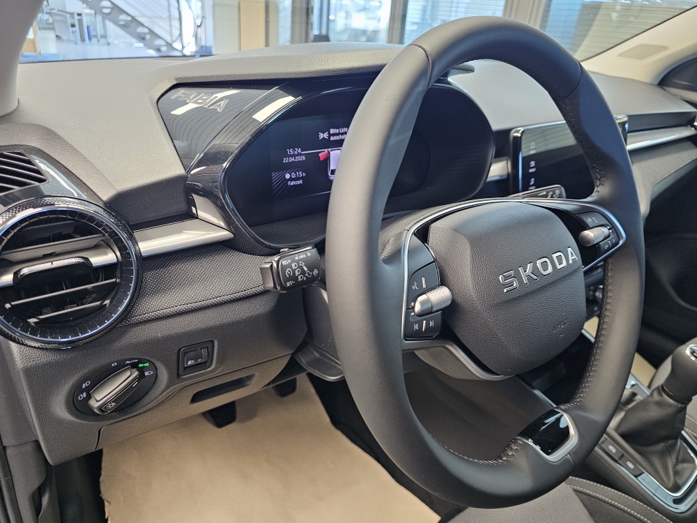 Skoda Fabia bei Hoffmann Automobile in Wolfsburg kaufen und sofort mitnehmen - Bild 19