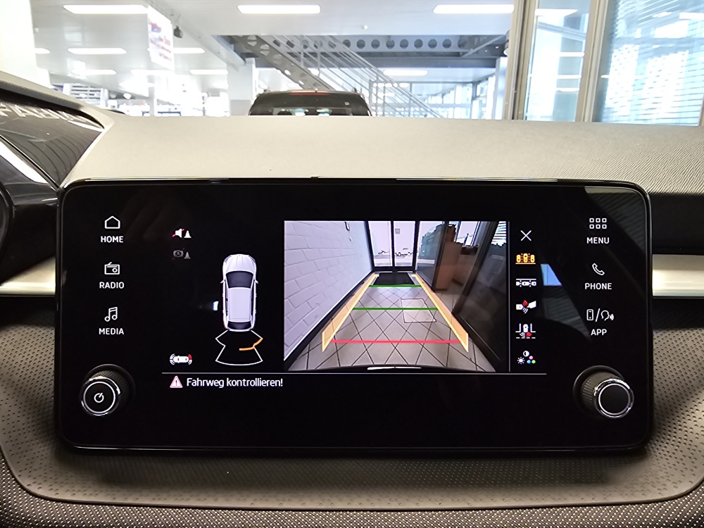 Skoda Fabia bei Hoffmann Automobile in Wolfsburg kaufen und sofort mitnehmen - Bild 14