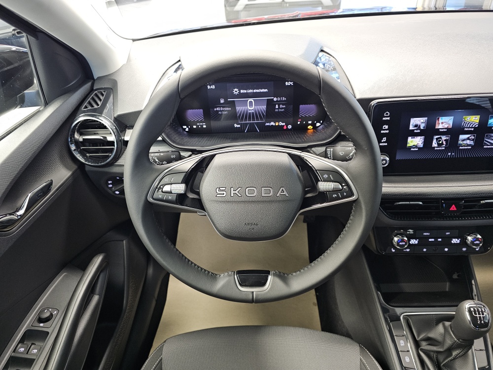 Skoda Fabia bei Hoffmann Automobile in Wolfsburg kaufen und sofort mitnehmen - Bild 18