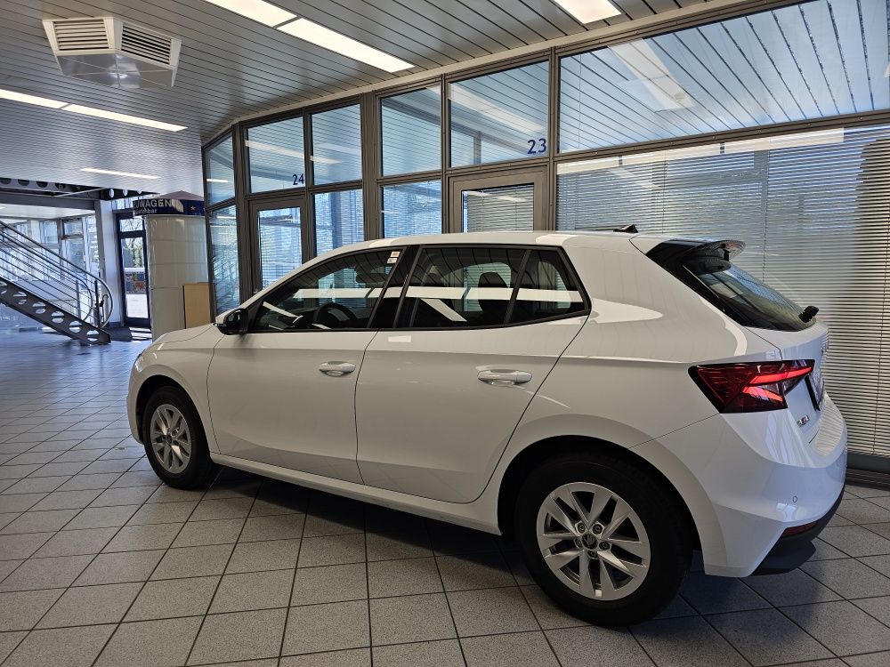 Skoda Fabia bei Hoffmann Automobile in Wolfsburg kaufen und sofort mitnehmen - Bild 22