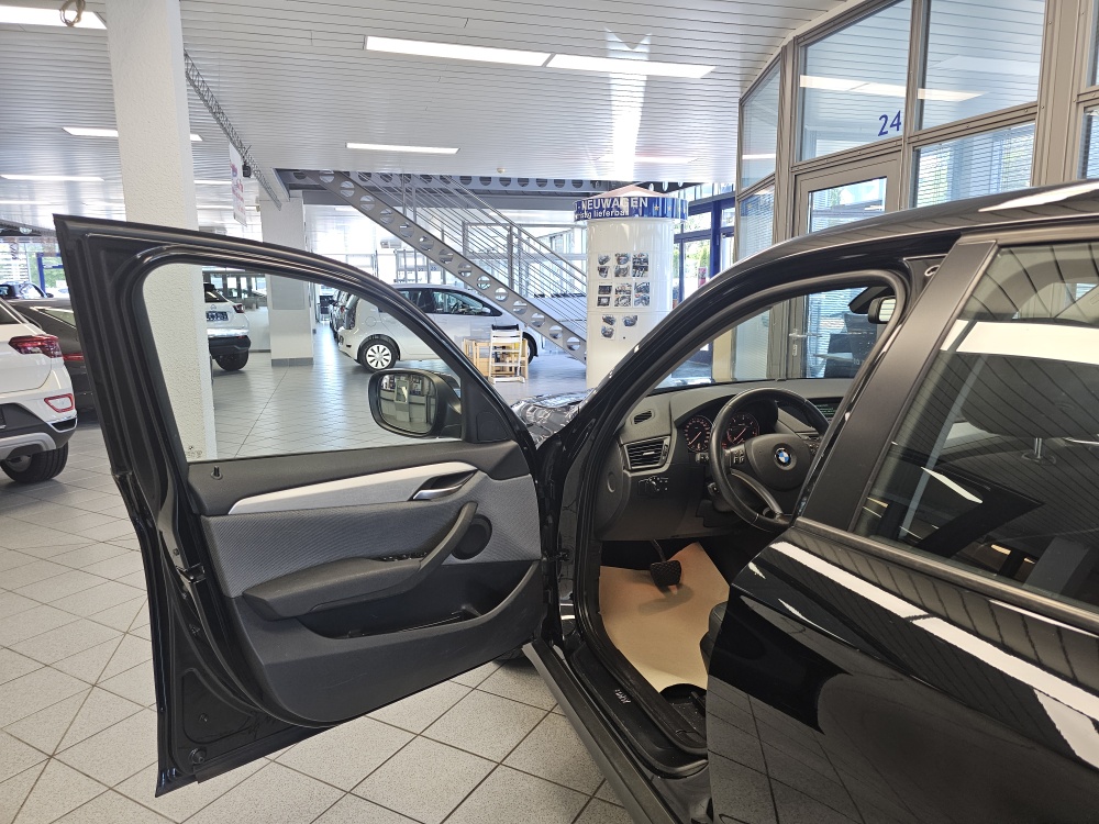 BMW X1  bei Hoffmann Automobile in Wolfsburg kaufen und sofort mitnehmen - Bild 16