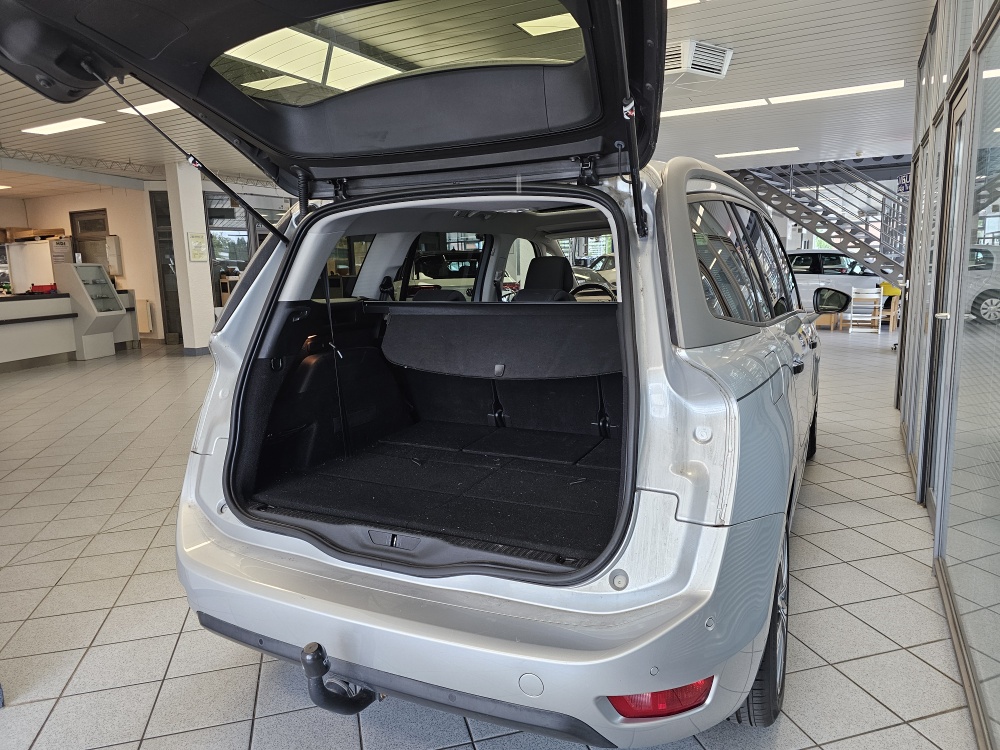 Citroen C4 Picasso  bei Hoffmann Automobile in Wolfsburg kaufen und sofort mitnehmen - Bild 2
