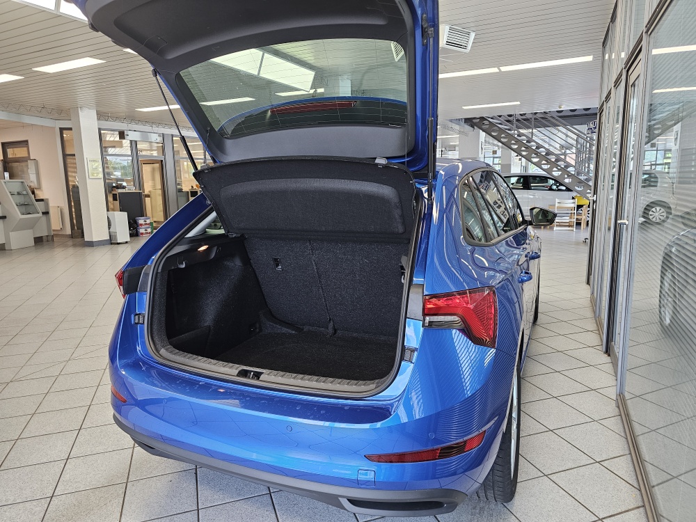 Skoda Scala  bei Hoffmann Automobile in Wolfsburg kaufen und sofort mitnehmen - Bild 2