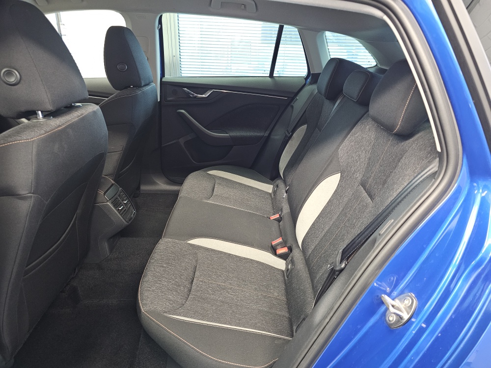 Skoda Scala  bei Hoffmann Automobile in Wolfsburg kaufen und sofort mitnehmen - Bild 5