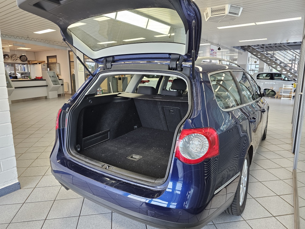 VW Passat Variant  bei Hoffmann Automobile in Wolfsburg kaufen und sofort mitnehmen - Bild 2
