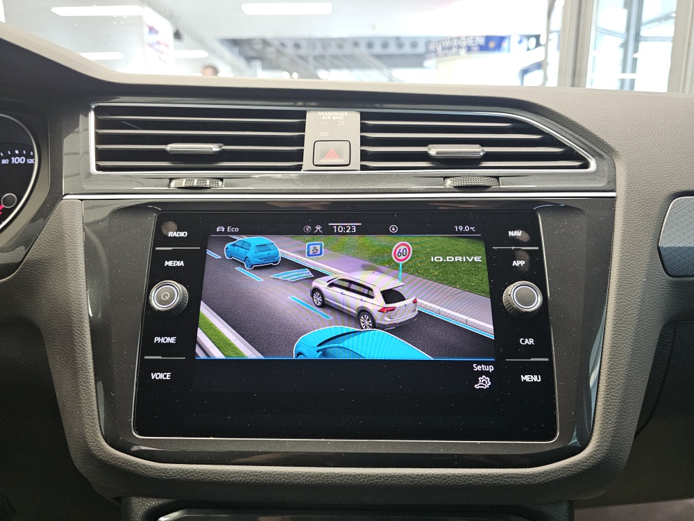 VW Tiguan  bei Hoffmann Automobile in Wolfsburg kaufen und sofort mitnehmen - Bild 12