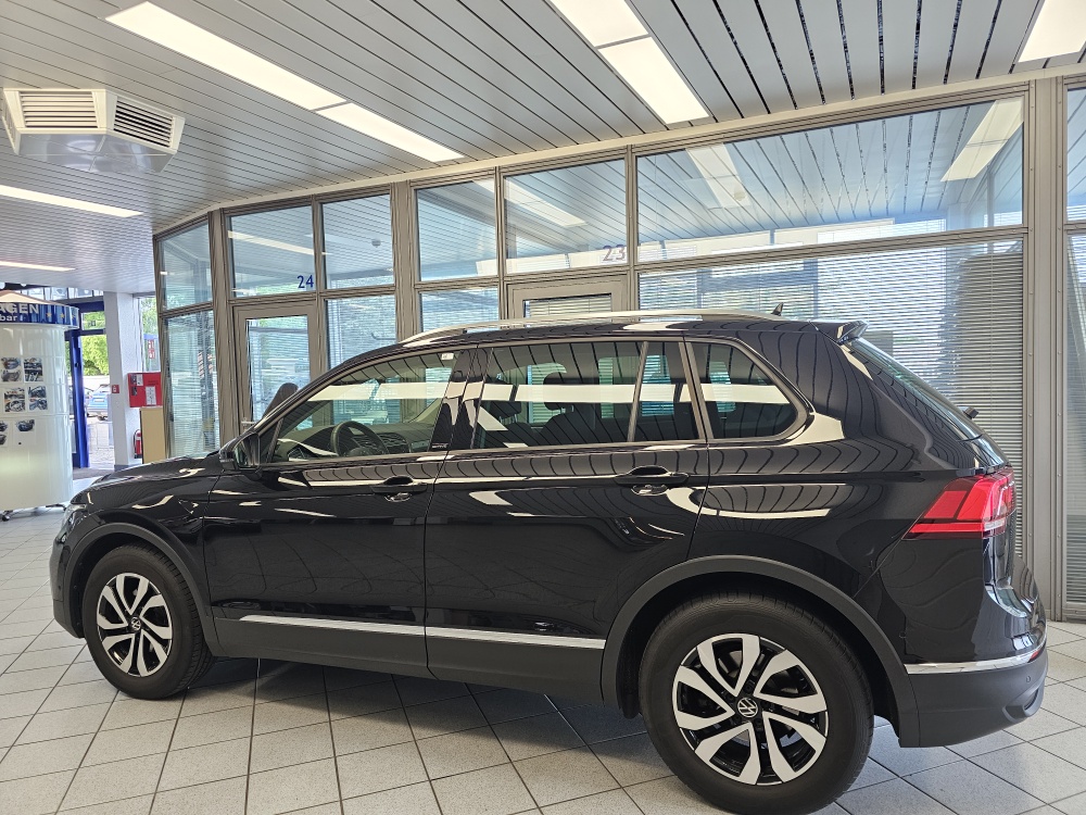 VW Tiguan  bei Hoffmann Automobile in Wolfsburg kaufen und sofort mitnehmen - Bild 25