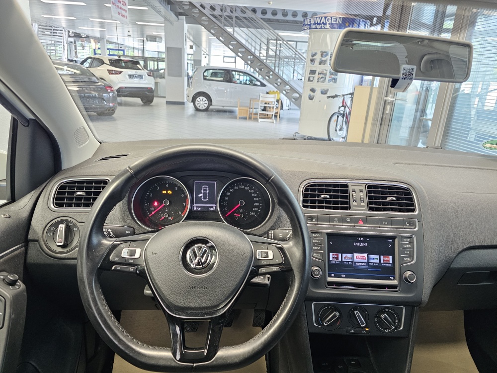 VW Polo  bei Hoffmann Automobile in Wolfsburg kaufen und sofort mitnehmen - Bild 13