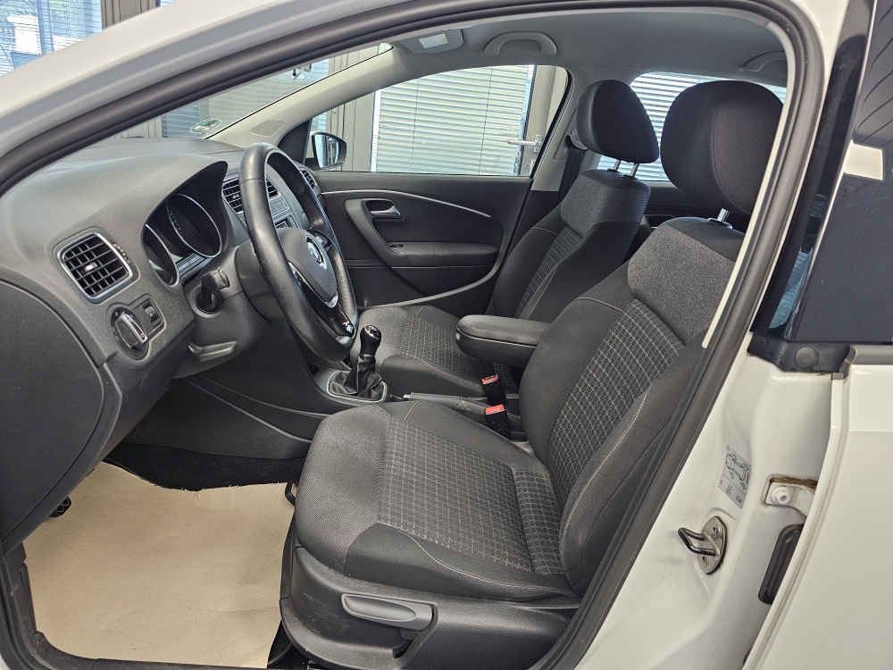 VW Polo  bei Hoffmann Automobile in Wolfsburg kaufen und sofort mitnehmen - Bild 15