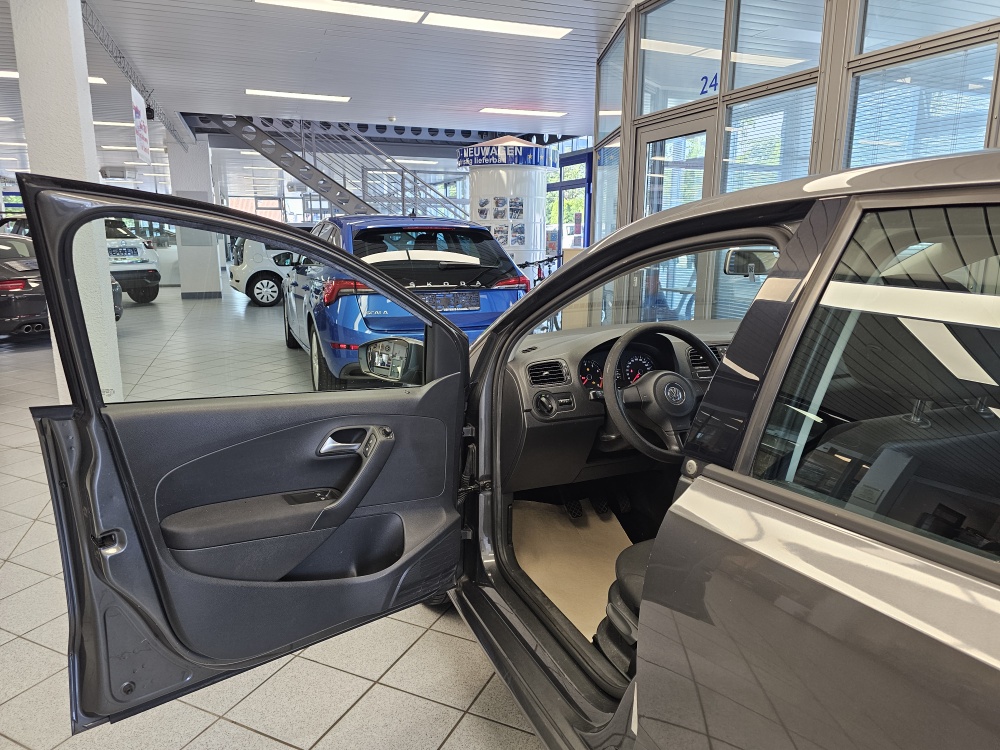 VW Polo  bei Hoffmann Automobile in Wolfsburg kaufen und sofort mitnehmen - Bild 12