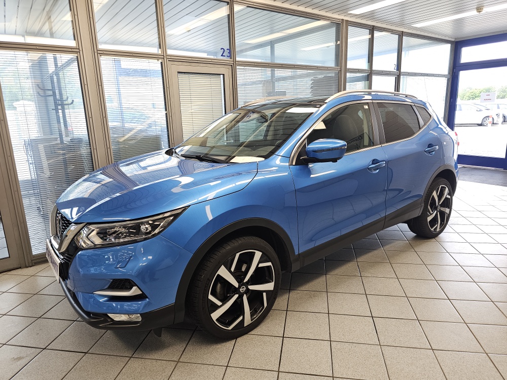 Nissan Qashqai Tekna für nur 16.800,- € bei Hoffmann Automobile in Wolfsburg kaufen und sofort mitnehmen