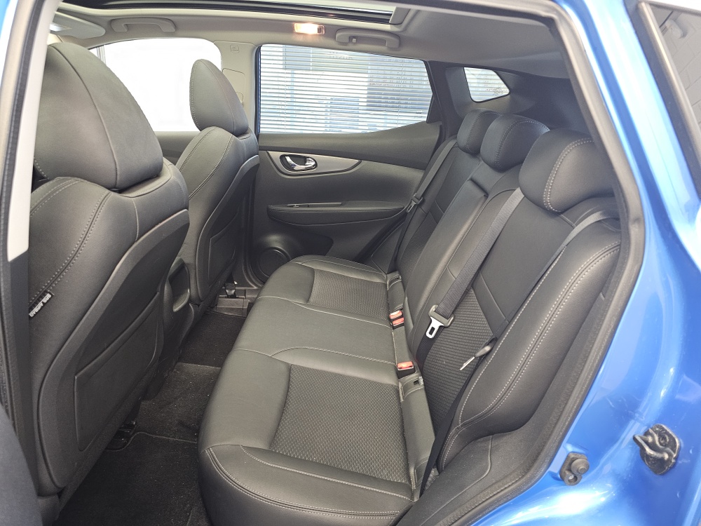 Nissan Qashqai  bei Hoffmann Automobile in Wolfsburg kaufen und sofort mitnehmen - Bild 4
