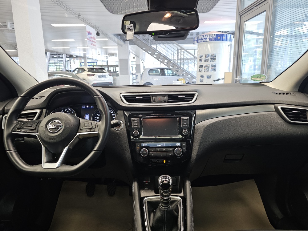 Nissan Qashqai  bei Hoffmann Automobile in Wolfsburg kaufen und sofort mitnehmen - Bild 6