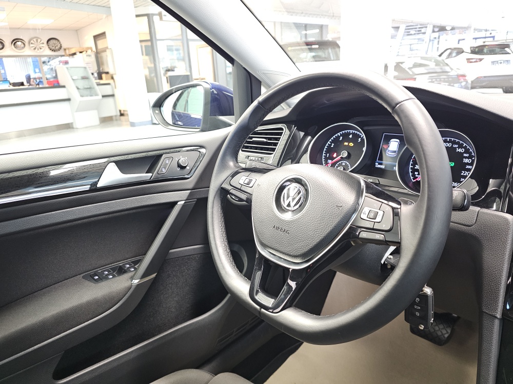 VW Golf  bei Hoffmann Automobile in Wolfsburg kaufen und sofort mitnehmen - Bild 13