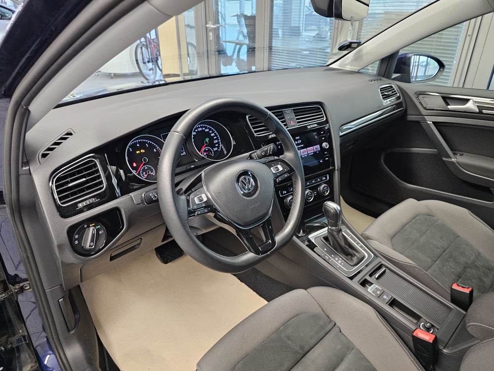 VW Golf  bei Hoffmann Automobile in Wolfsburg kaufen und sofort mitnehmen - Bild 15
