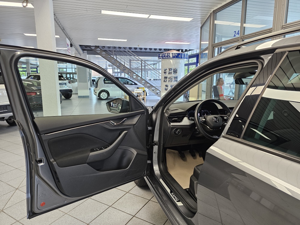 Skoda Kamiq  bei Hoffmann Automobile in Wolfsburg kaufen und sofort mitnehmen - Bild 18