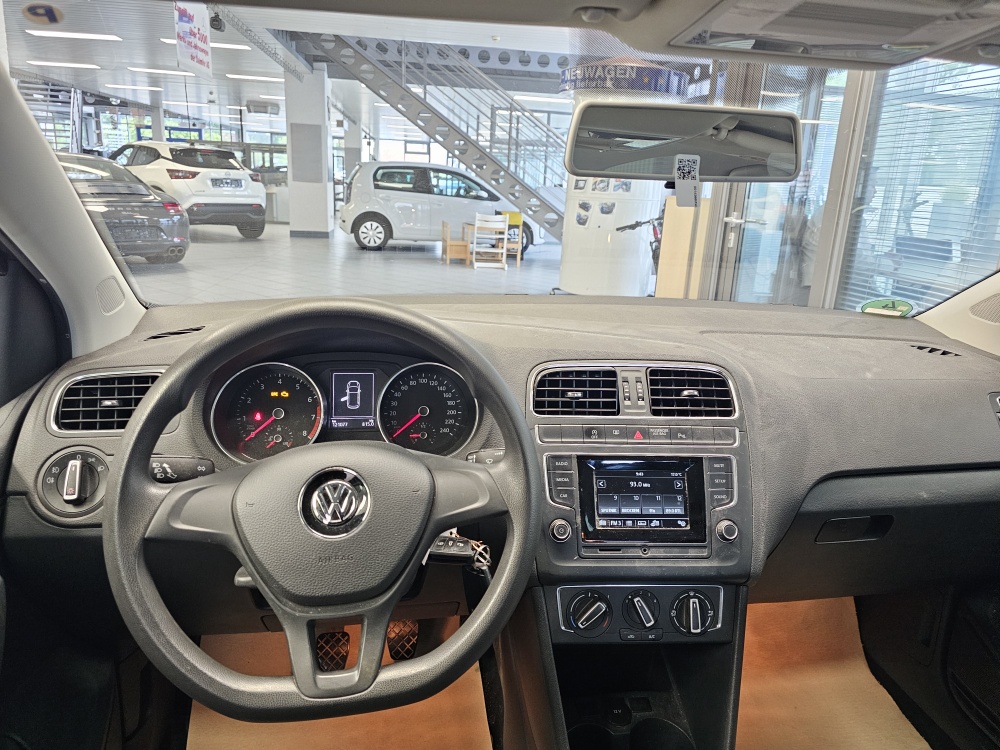 VW Polo  bei Hoffmann Automobile in Wolfsburg kaufen und sofort mitnehmen - Bild 8