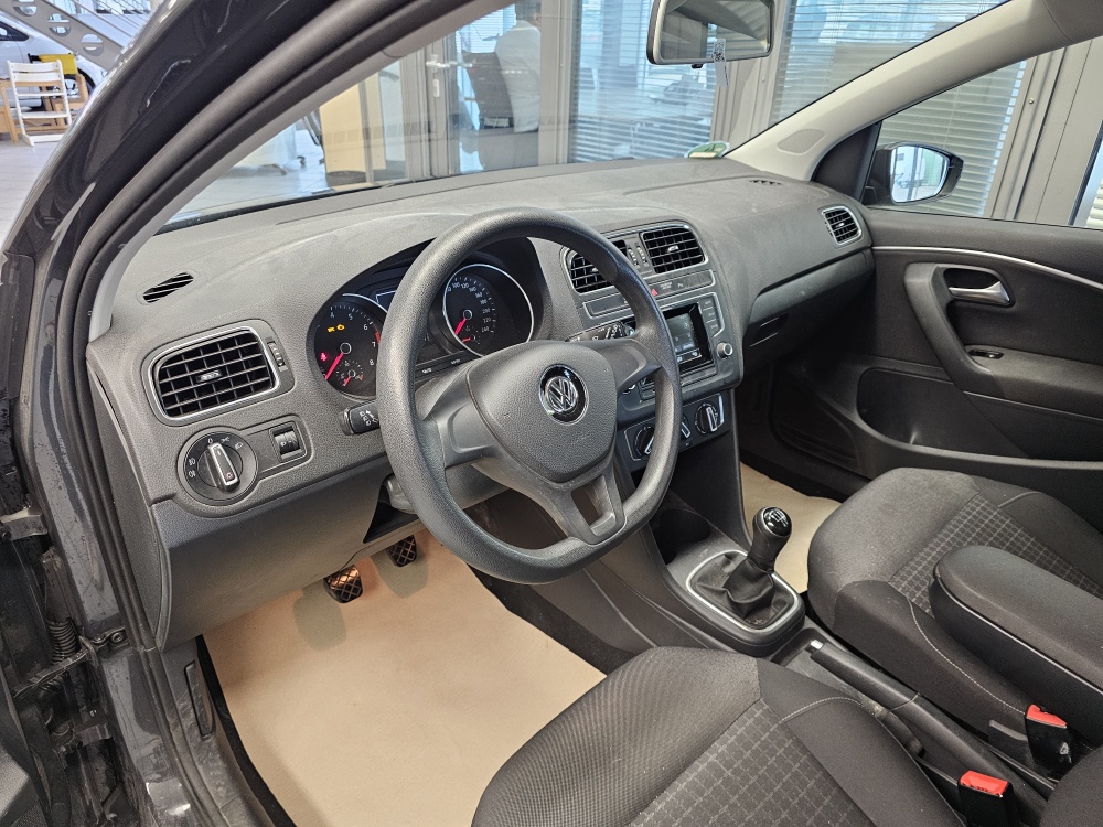 VW Polo  bei Hoffmann Automobile in Wolfsburg kaufen und sofort mitnehmen - Bild 9