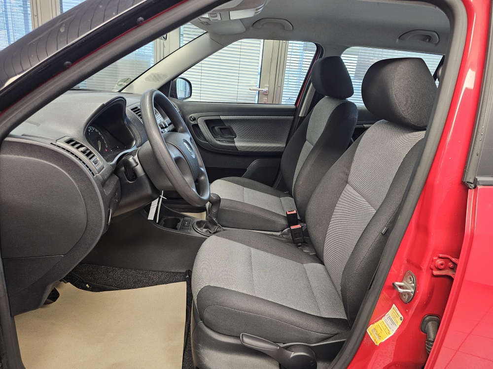 Skoda Fabia  bei Hoffmann Automobile in Wolfsburg kaufen und sofort mitnehmen - Bild 11