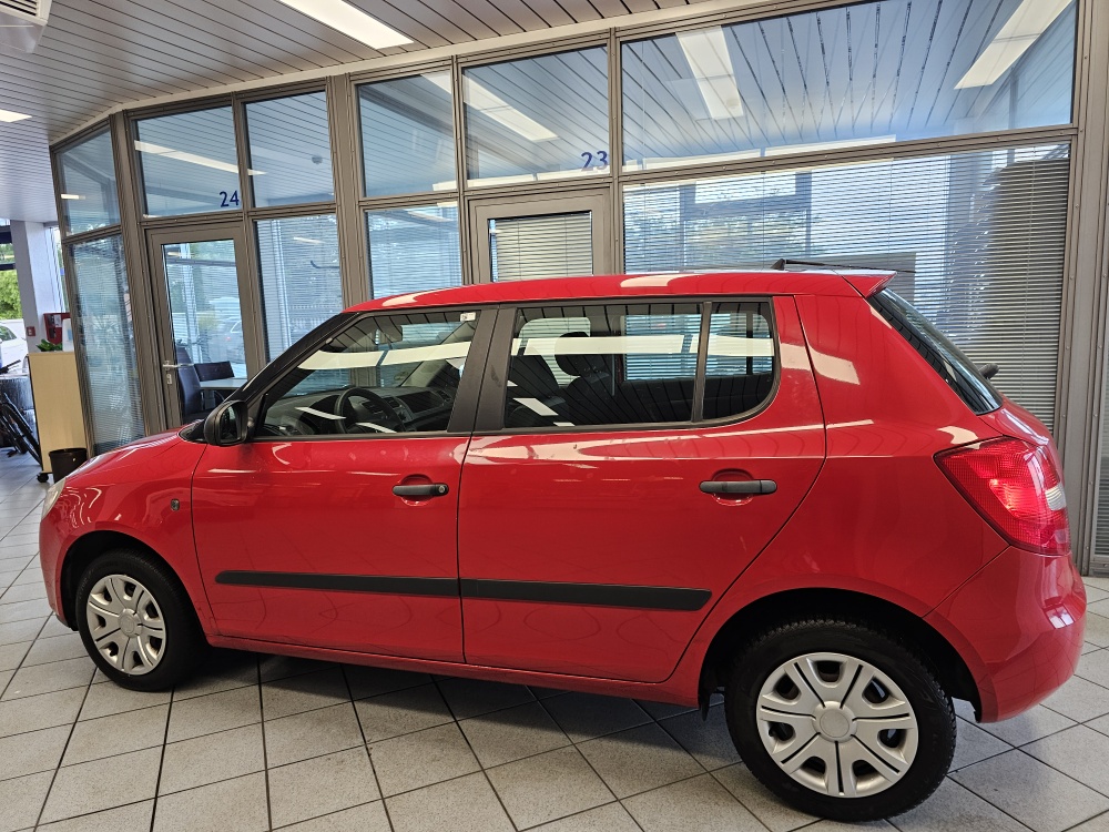 Skoda Fabia  bei Hoffmann Automobile in Wolfsburg kaufen und sofort mitnehmen - Bild 13