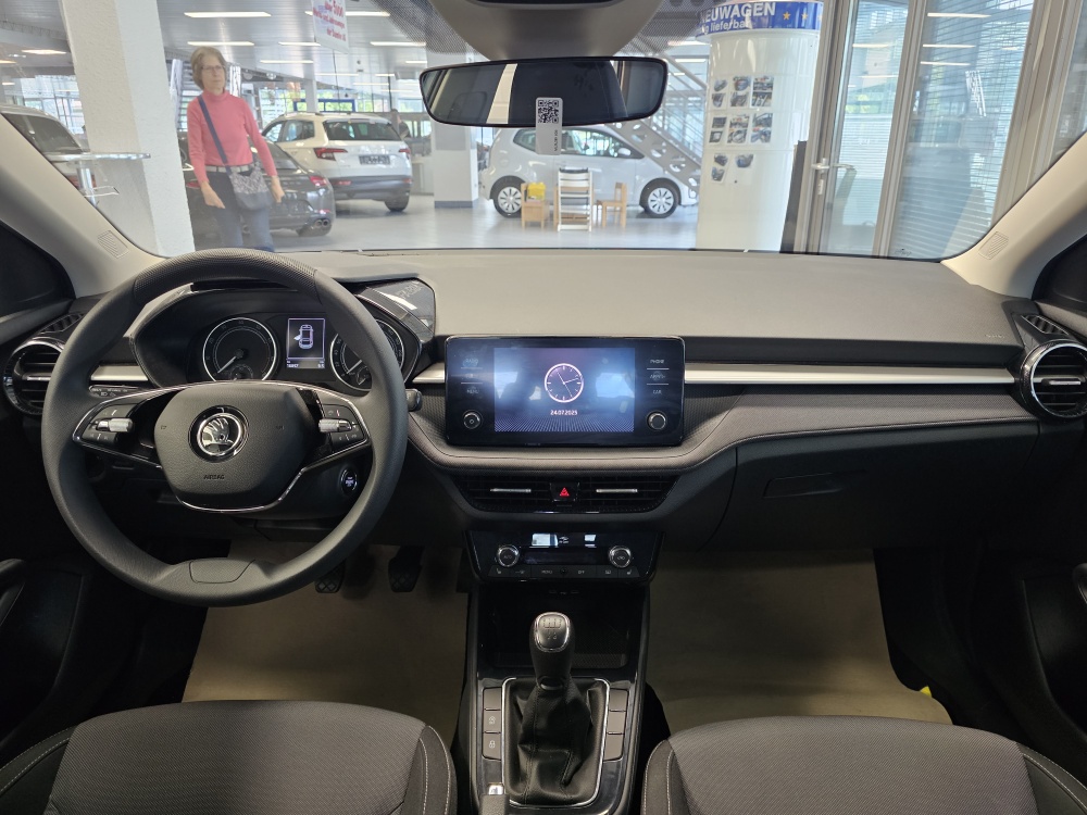 Skoda Fabia  bei Hoffmann Automobile in Wolfsburg kaufen und sofort mitnehmen - Bild 6