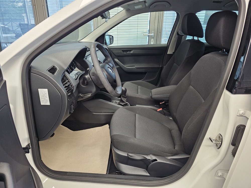 Skoda Fabia Combi  bei Hoffmann Automobile in Wolfsburg kaufen und sofort mitnehmen - Bild 17