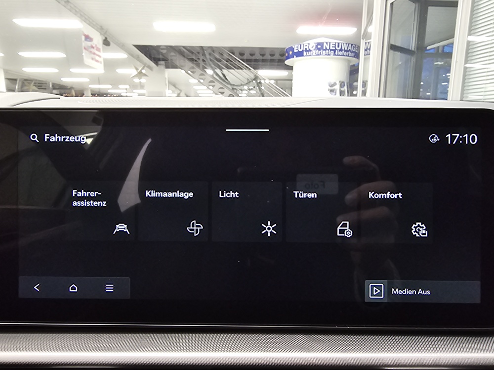 Kia Sportage  bei Hoffmann Automobile in Wolfsburg kaufen und sofort mitnehmen - Bild 16