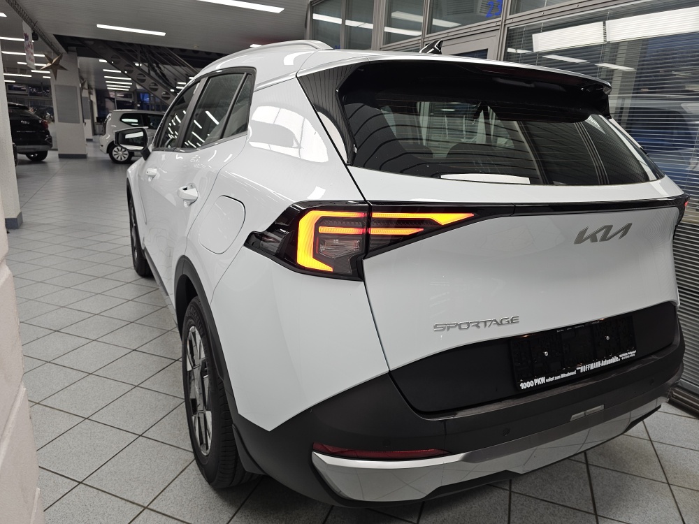 Kia Sportage  bei Hoffmann Automobile in Wolfsburg kaufen und sofort mitnehmen - Bild 3