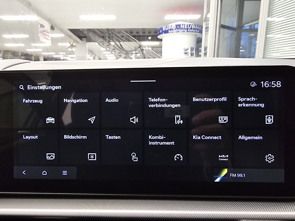 Kia Sportage  bei Hoffmann Automobile in Wolfsburg kaufen und sofort mitnehmen - Bild 16