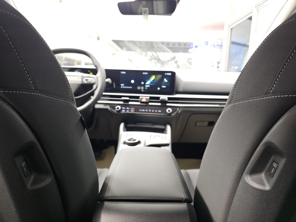 Kia Sportage  bei Hoffmann Automobile in Wolfsburg kaufen und sofort mitnehmen - Bild 5