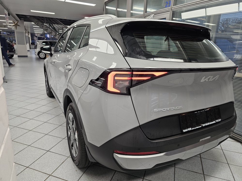 Kia Sportage  bei Hoffmann Automobile in Wolfsburg kaufen und sofort mitnehmen - Bild 3