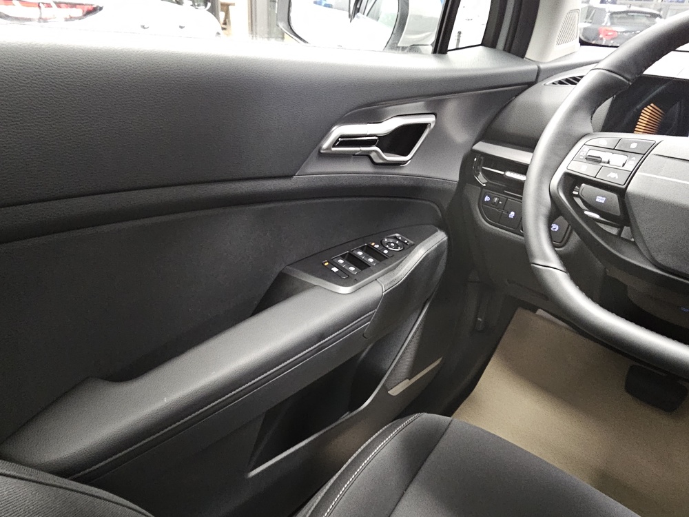 Kia Sportage  bei Hoffmann Automobile in Wolfsburg kaufen und sofort mitnehmen - Bild 23