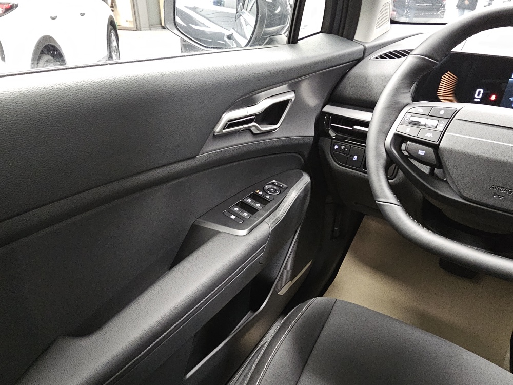 Kia Sportage  bei Hoffmann Automobile in Wolfsburg kaufen und sofort mitnehmen - Bild 24