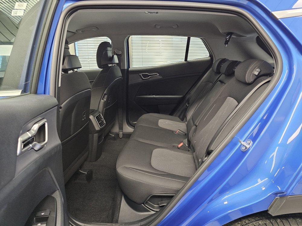 Kia Sportage  bei Hoffmann Automobile in Wolfsburg kaufen und sofort mitnehmen - Bild 4