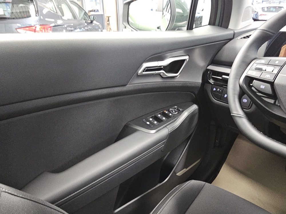 Kia Sportage  bei Hoffmann Automobile in Wolfsburg kaufen und sofort mitnehmen - Bild 22