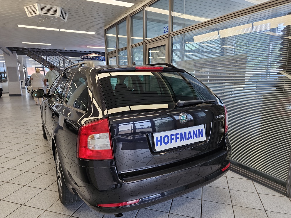 Skoda Octavia Combi  bei Hoffmann Automobile in Wolfsburg kaufen und sofort mitnehmen - Bild 4