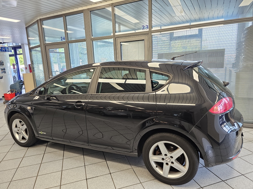Seat Leon  bei Hoffmann Automobile in Wolfsburg kaufen und sofort mitnehmen - Bild 14