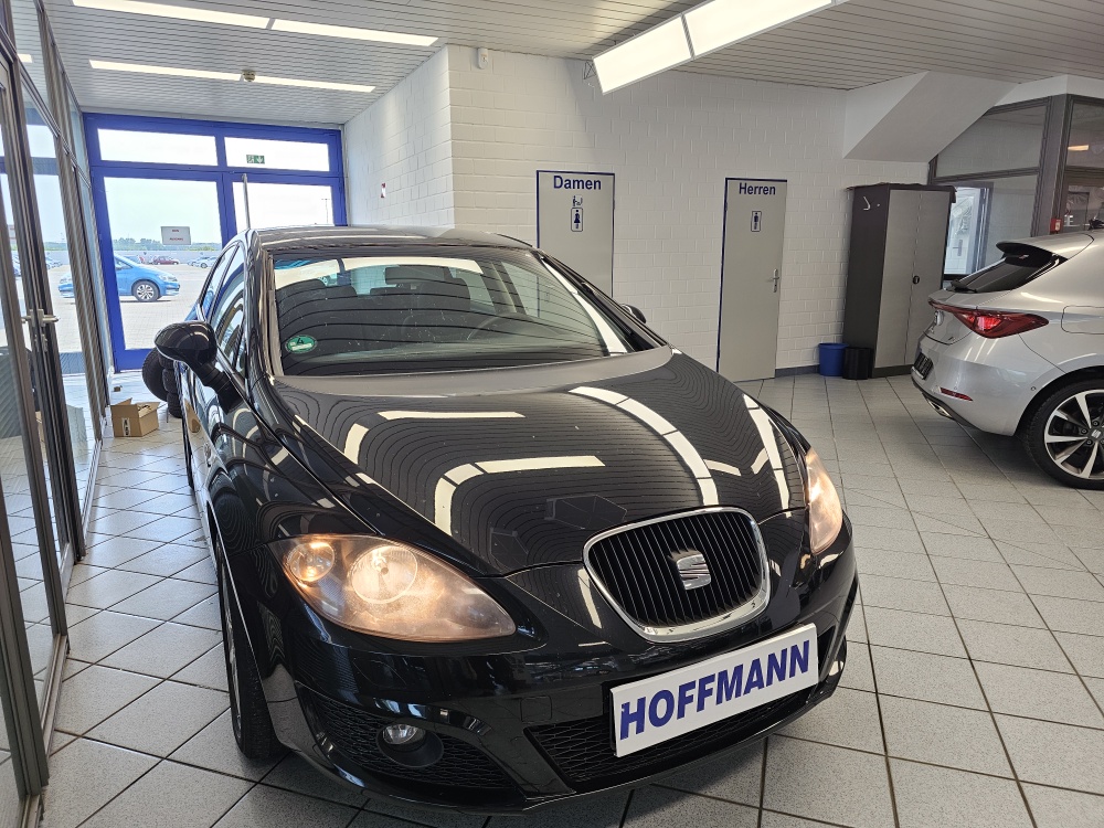 Seat Leon  bei Hoffmann Automobile in Wolfsburg kaufen und sofort mitnehmen - Bild 17