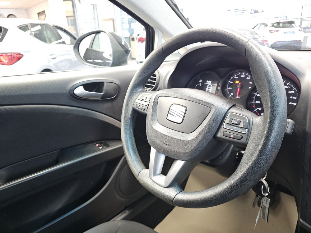 Seat Leon  bei Hoffmann Automobile in Wolfsburg kaufen und sofort mitnehmen - Bild 9