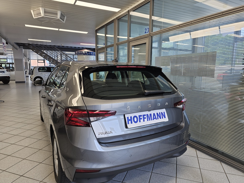 Skoda Fabia  bei Hoffmann Automobile in Wolfsburg kaufen und sofort mitnehmen - Bild 3