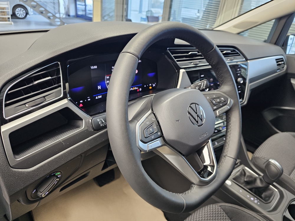 VW Touran  bei Hoffmann Automobile in Wolfsburg kaufen und sofort mitnehmen - Bild 23