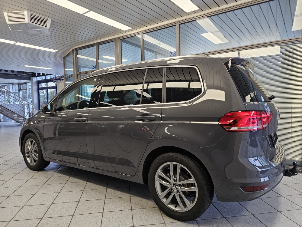 VW Touran  bei Hoffmann Automobile in Wolfsburg kaufen und sofort mitnehmen - Bild 26