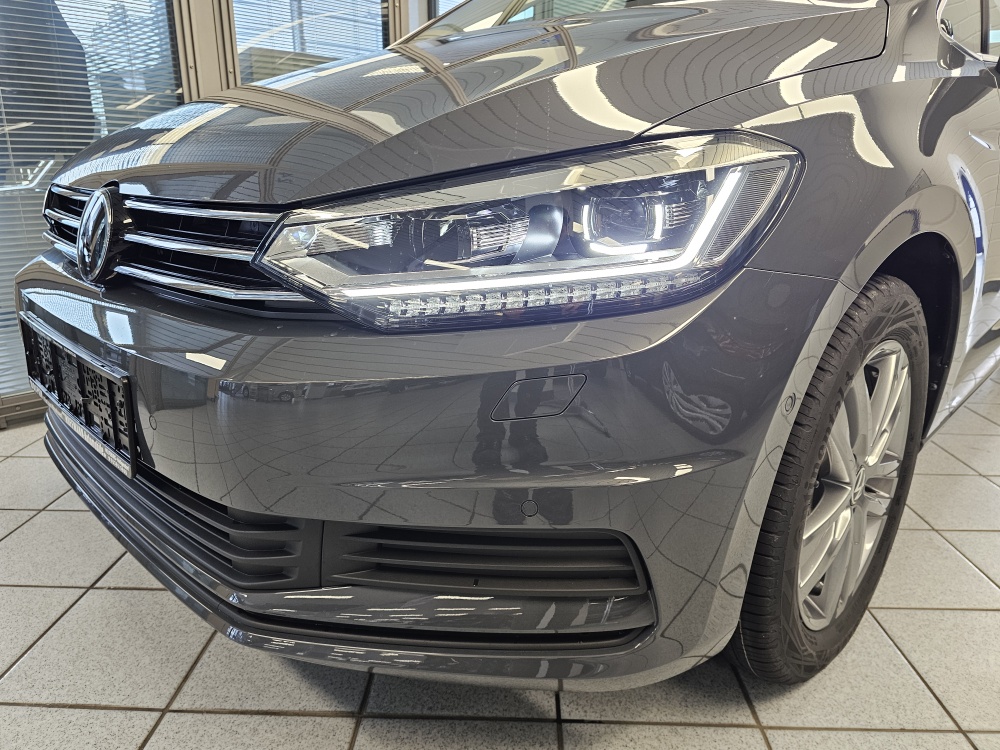 VW Touran  bei Hoffmann Automobile in Wolfsburg kaufen und sofort mitnehmen - Bild 27